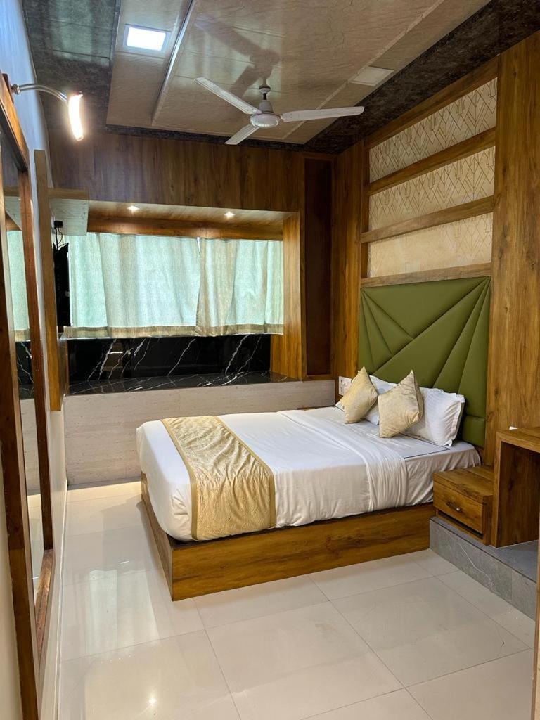 Hotel Bkc Prime - Near Us Consulate Bombay Extérieur photo