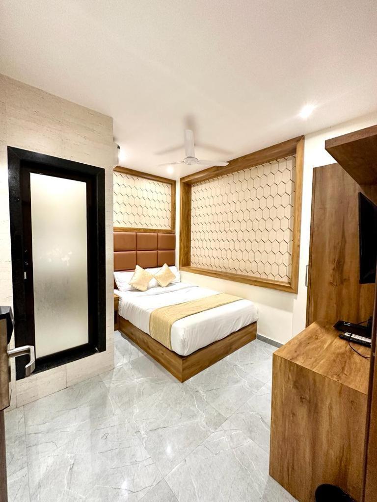 Hotel Bkc Prime - Near Us Consulate Bombay Extérieur photo